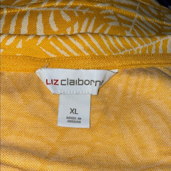 Liz Claiborne Yellow and White Leaf Print Blouse - Picture 4 of 4